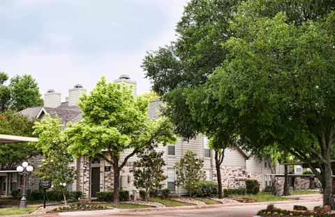 Plano Park Townhomes - 18
